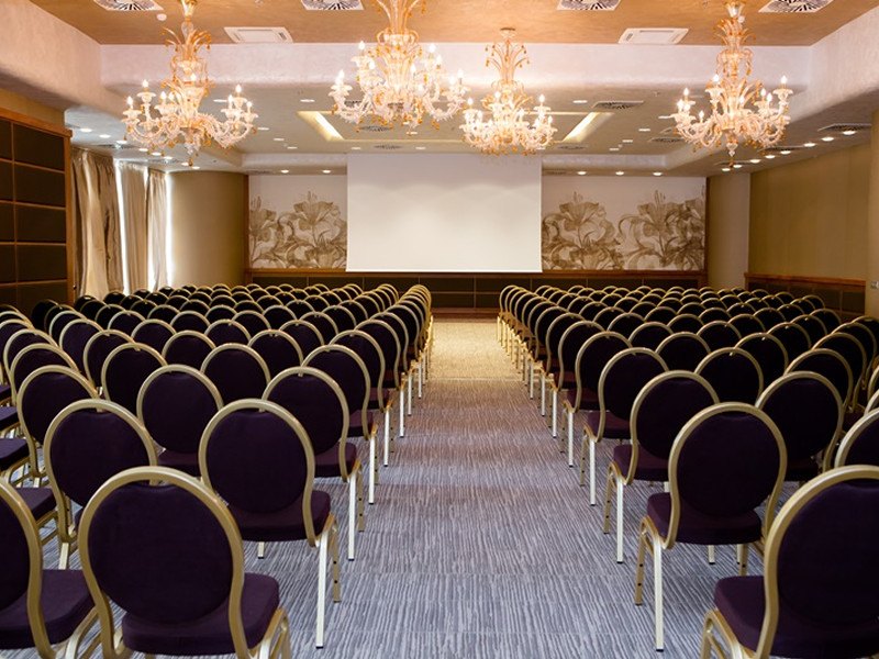 Sala Chopin din Palas Congress Hall, Iași — aranjament tip conferință, locul de desfășurare al Congresului U.N.A.S. 2026
